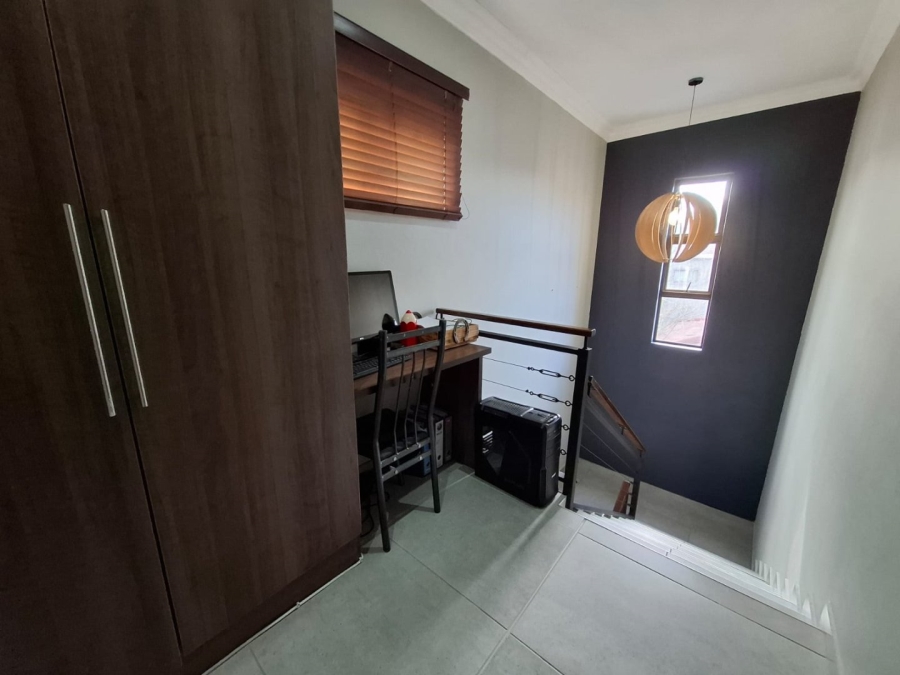 3 Bedroom Property for Sale in Heuwelsig Free State
